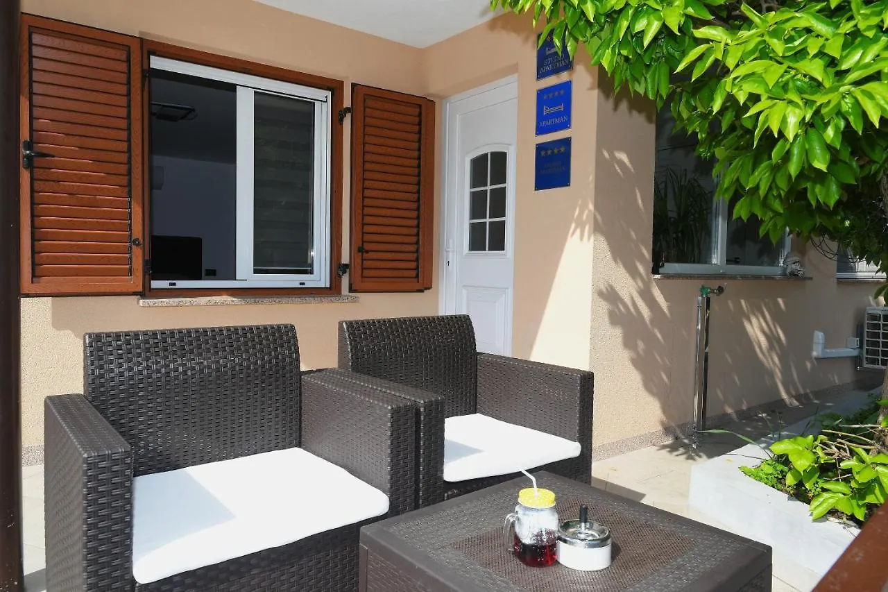 Apartment Apartmani Donata Rijeka Croatia